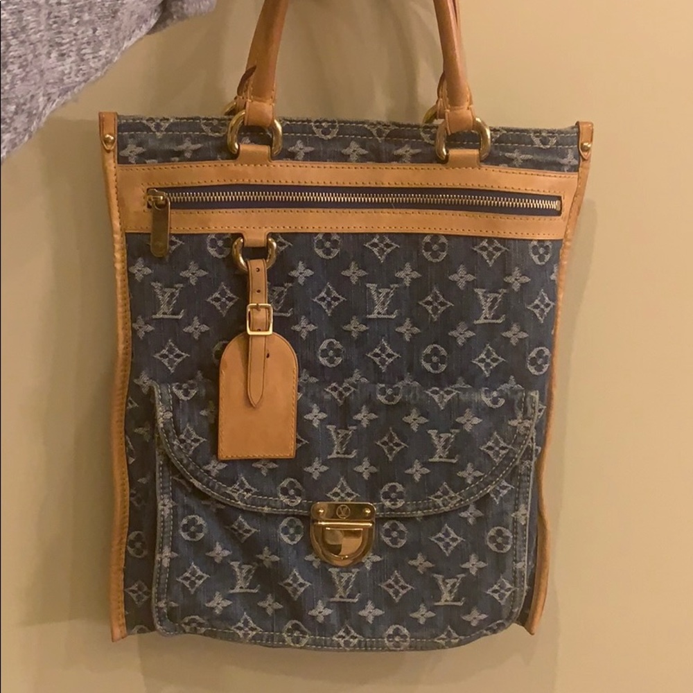 Vintage LOUIS VUITTON monogram purse